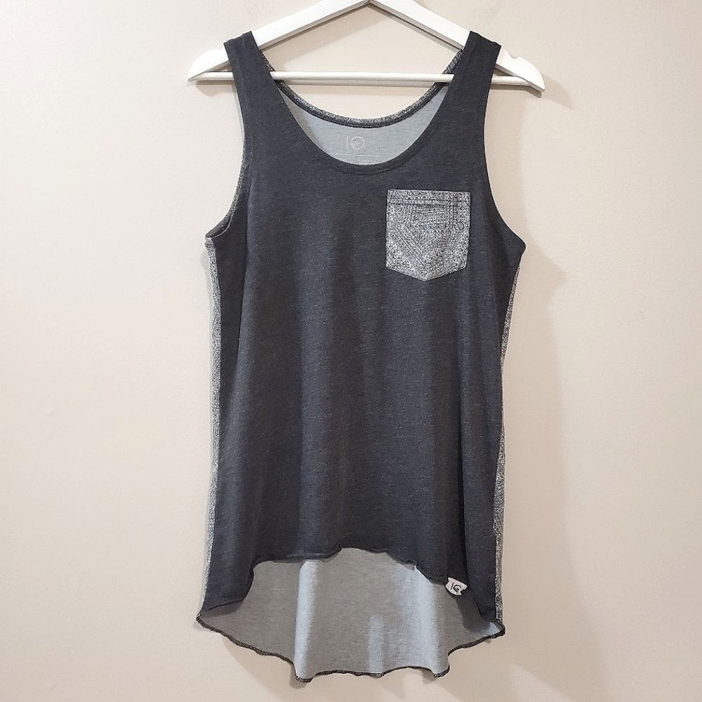 TenTree - Woman's Gray Sleeveless Tank Top with Pocket - Size S